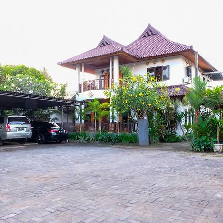 Friends Beach Hotel Kuta  Luaran gambar