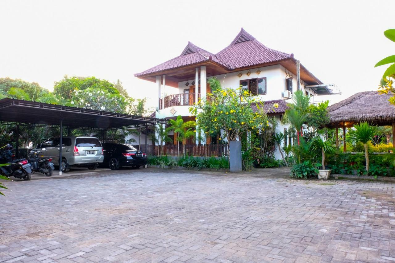 Friends Beach Hotel Kuta  Luaran gambar