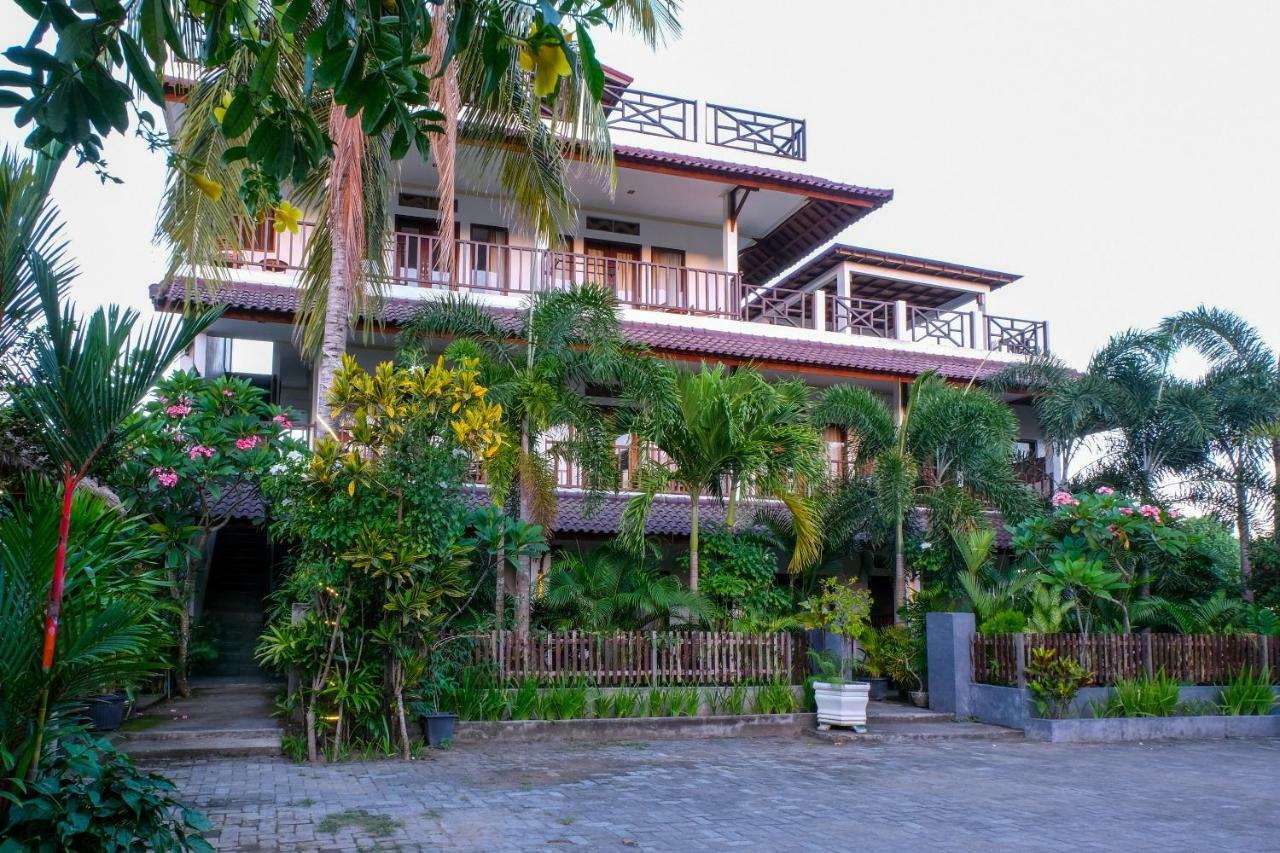 Friends Beach Hotel Kuta  Luaran gambar