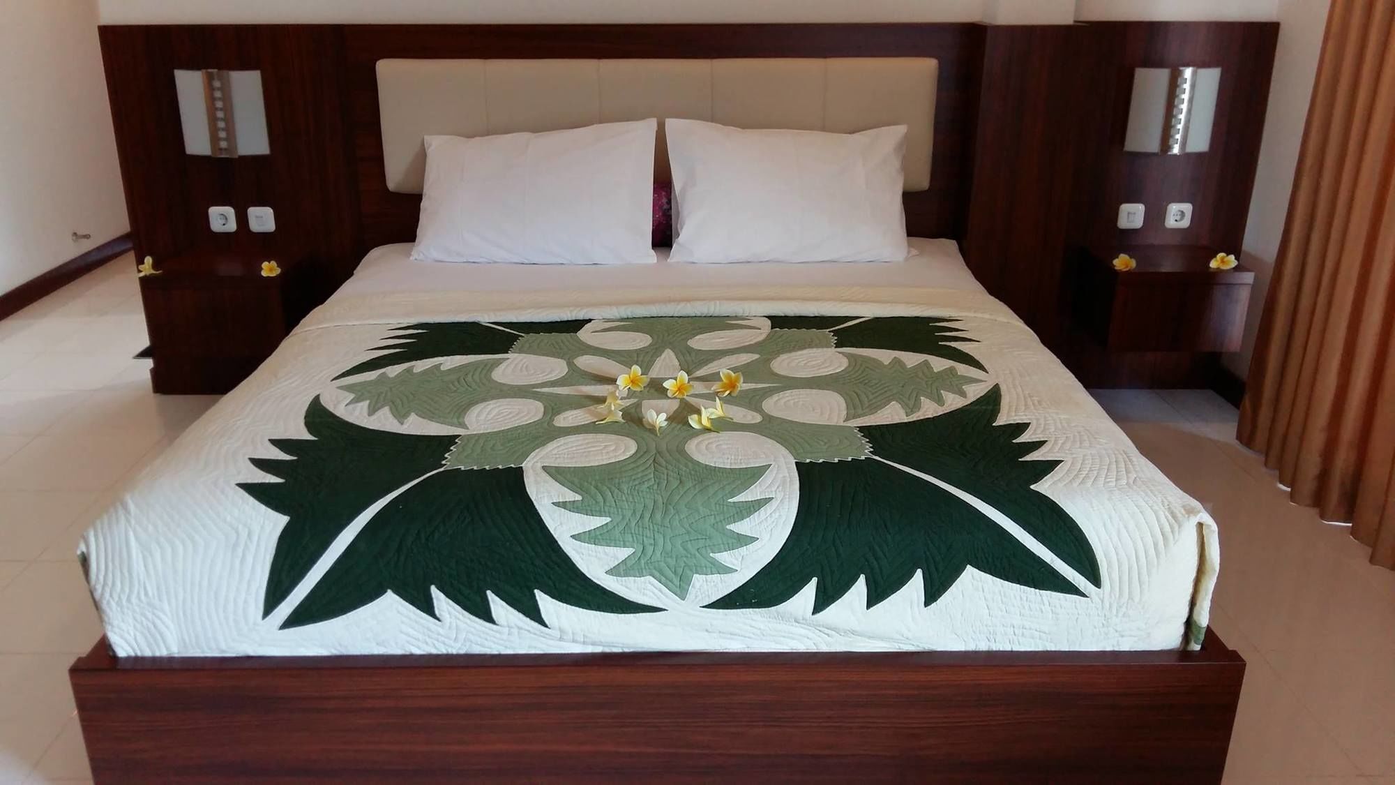 Friends Beach Hotel Kuta  Luaran gambar